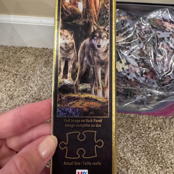 ❤️❤️3/$25 1000 Piece jigsaw puzzle "Autumn Wolves" by Big Ben Luxe - Picture 4 of 5